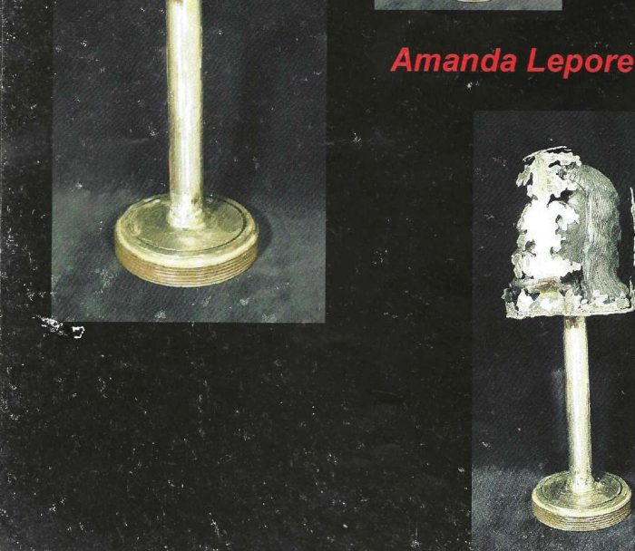 Amanda Lepore, sculpture de Dyson — planche du livret