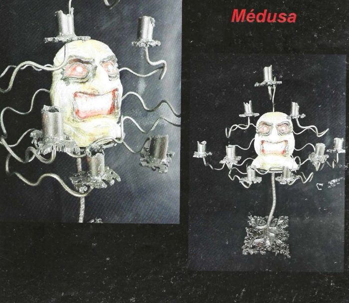 Médusa, sculpture de Dyson — planche du livret